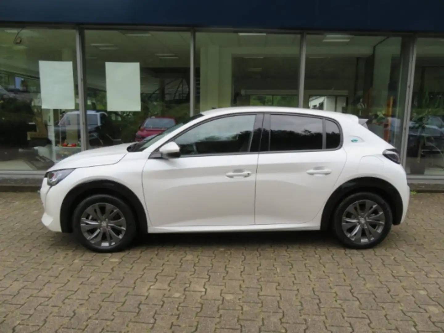 Peugeot 208 Elektromotor 136 Allure Pack Navi Klimaautom SHZ S Weiß - 1
