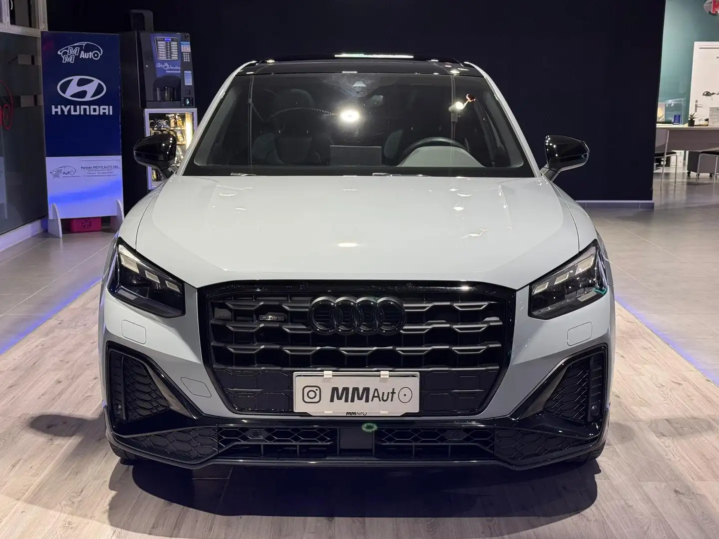 Audi Q2 35TDI Quattro *S-Line Edition One* Grigio - 2