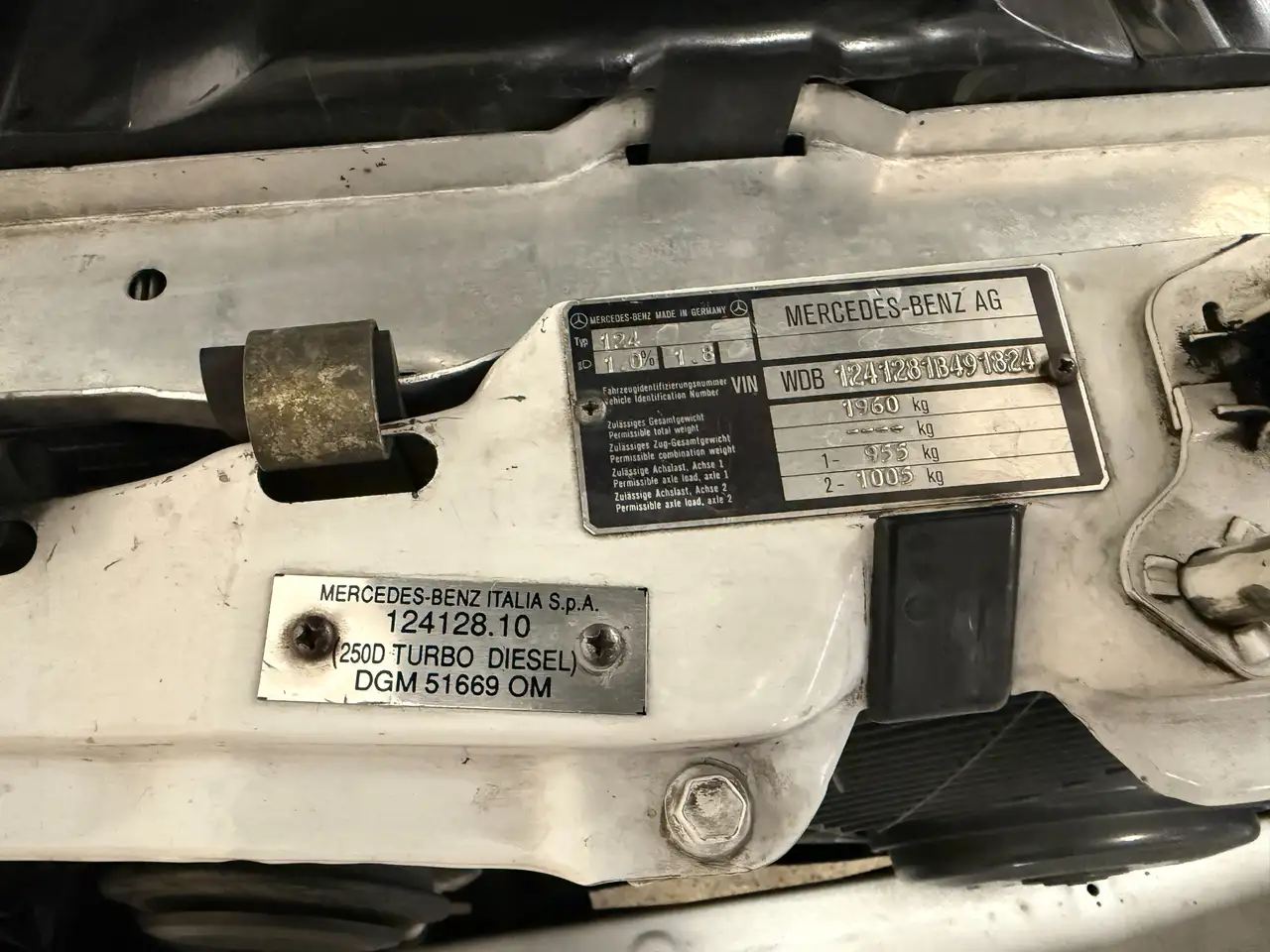 Mercedes-Benz 250 5 Zylinder TurboDiesel, foto 7
