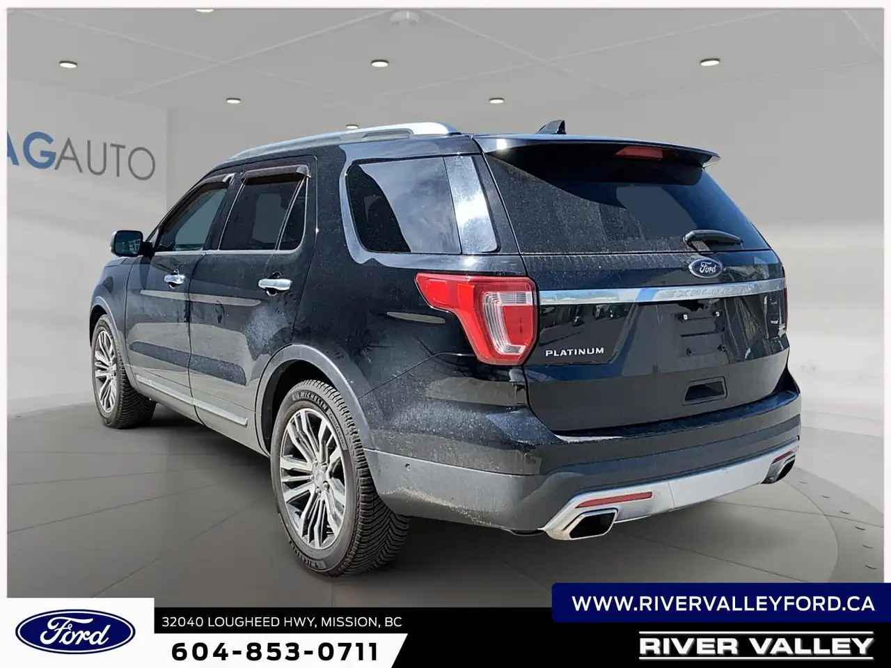 Ford Explorer photo Ford Explorer