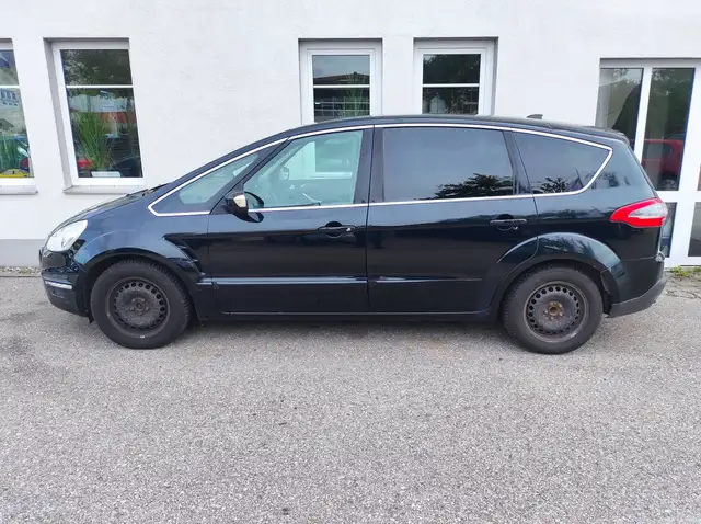 Ford S-Max Titanium