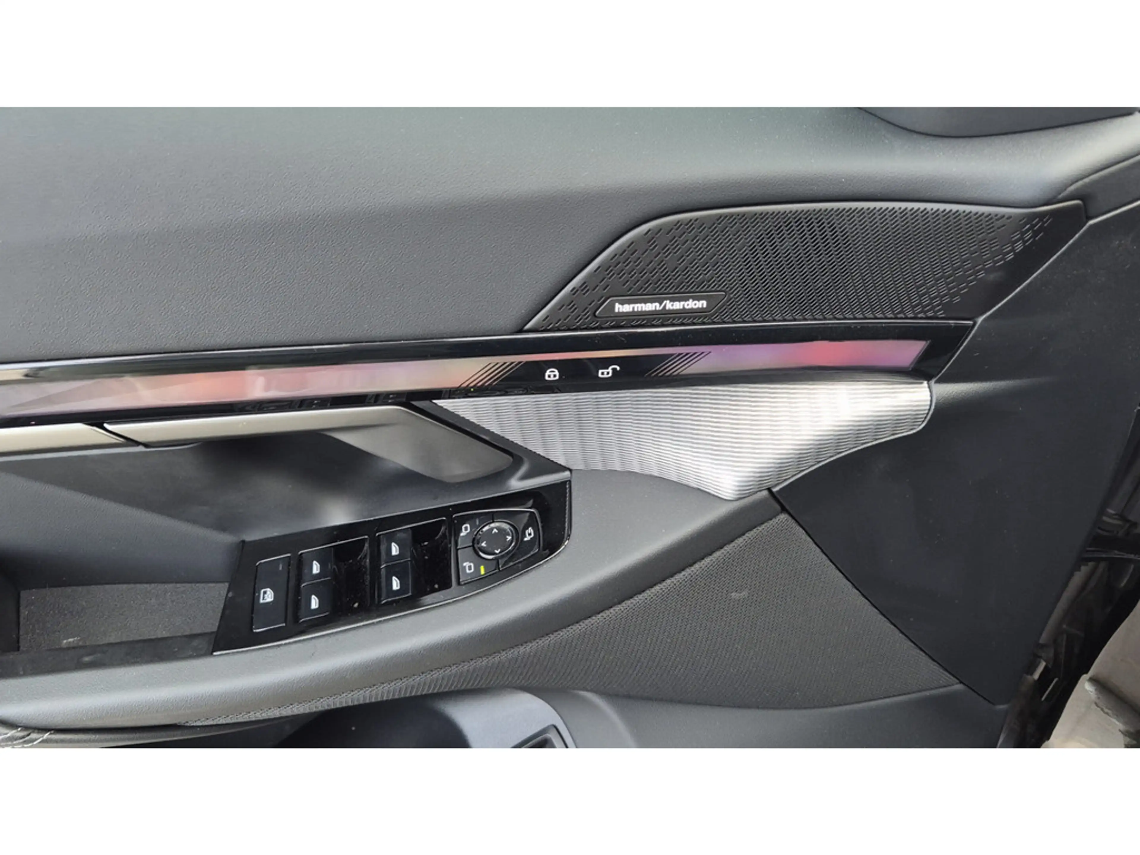 BMW 520 i M-Sport H/K+ACC+KAM+LED+NAVI+SHZG — photo 11