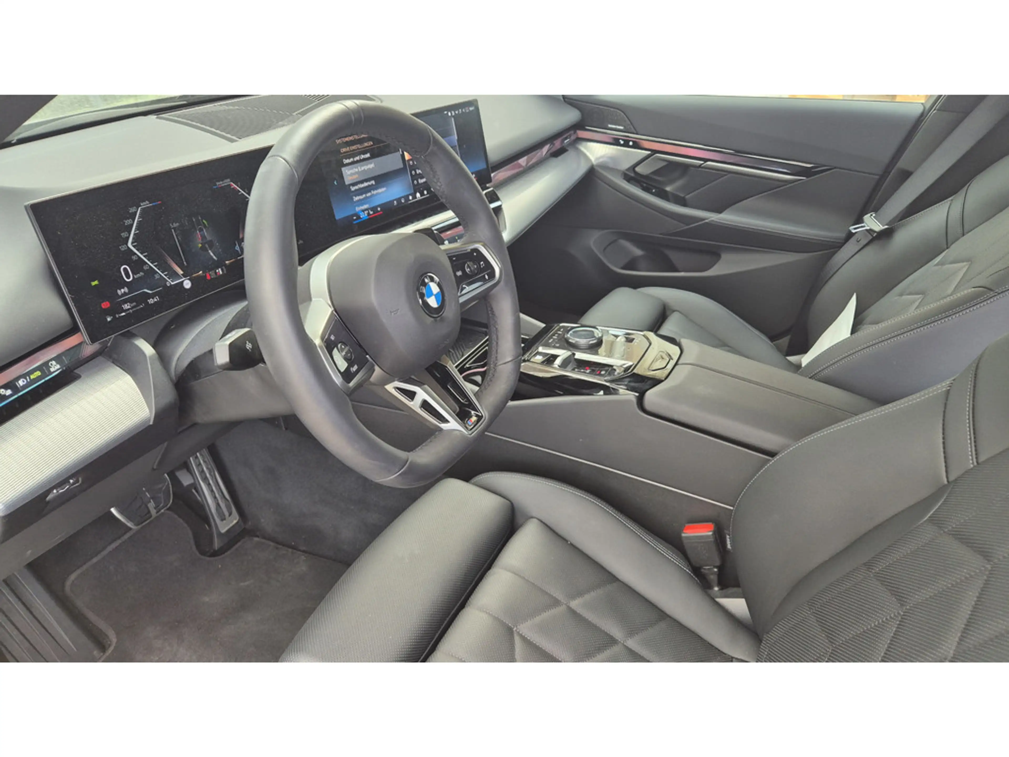 BMW 520 i M-Sport H/K+ACC+KAM+LED+NAVI+SHZG — photo 6