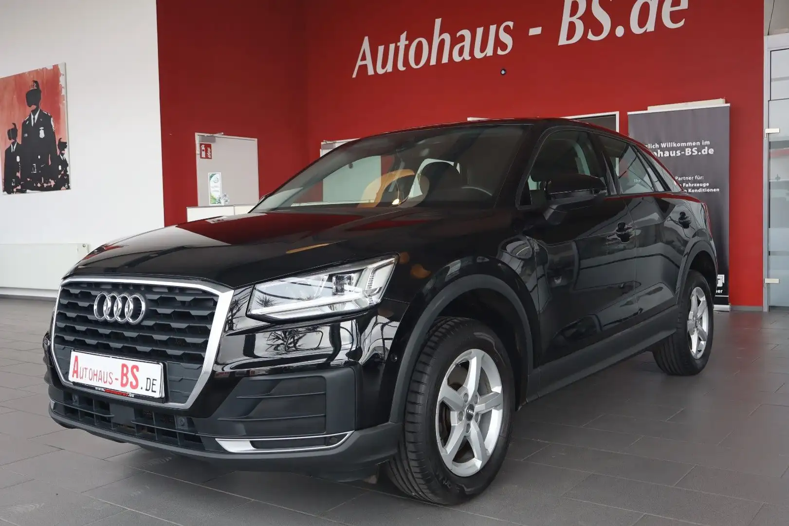 Audi Q2 1.4 TFSI S tronic, PDC,Navi,LED,EURO6, 1.Hand Schwarz - 1