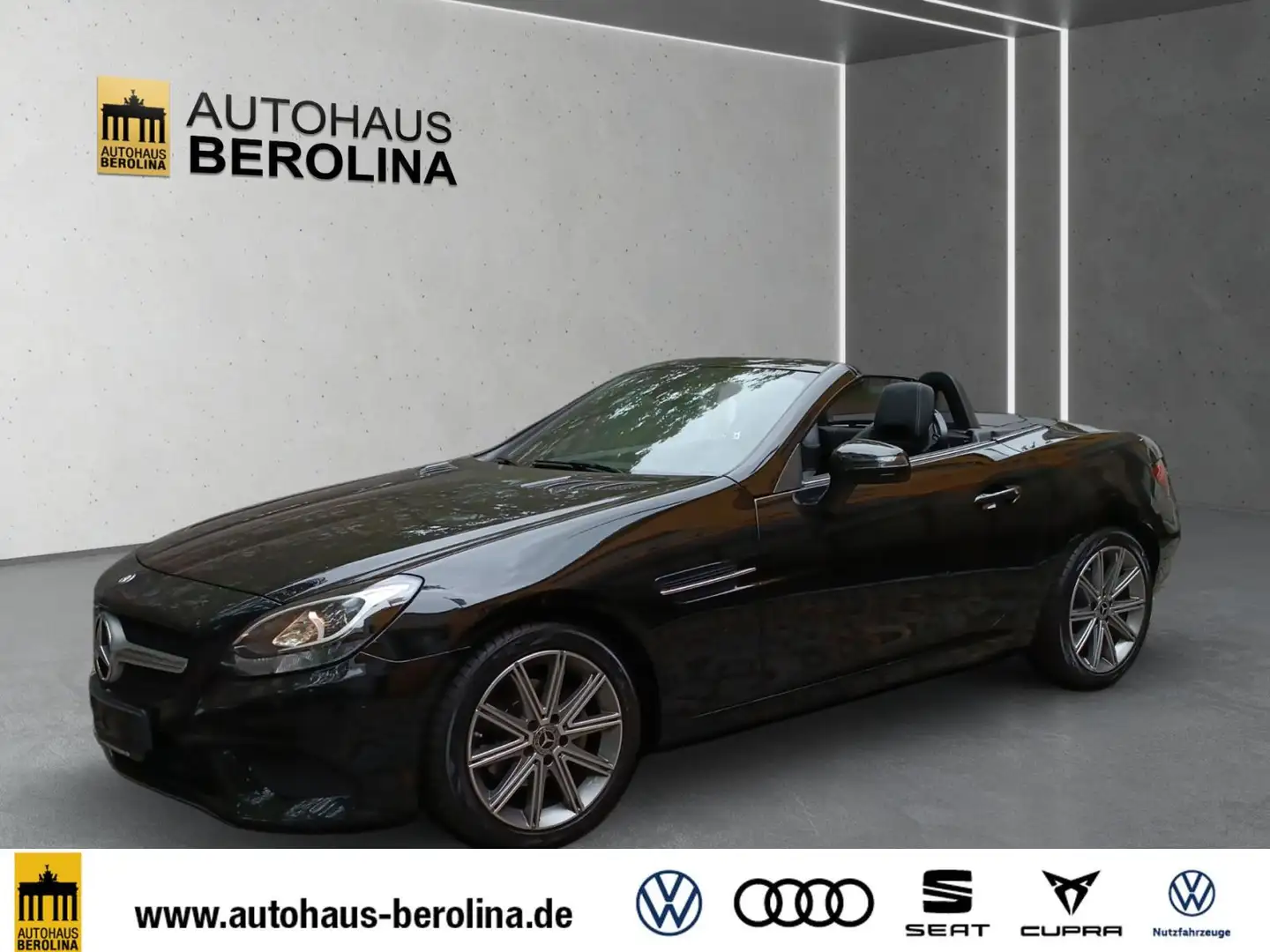 Mercedes-Benz SLC 180 Roadster *PANO*GRA*PDC*SHZ* Zwart - 2