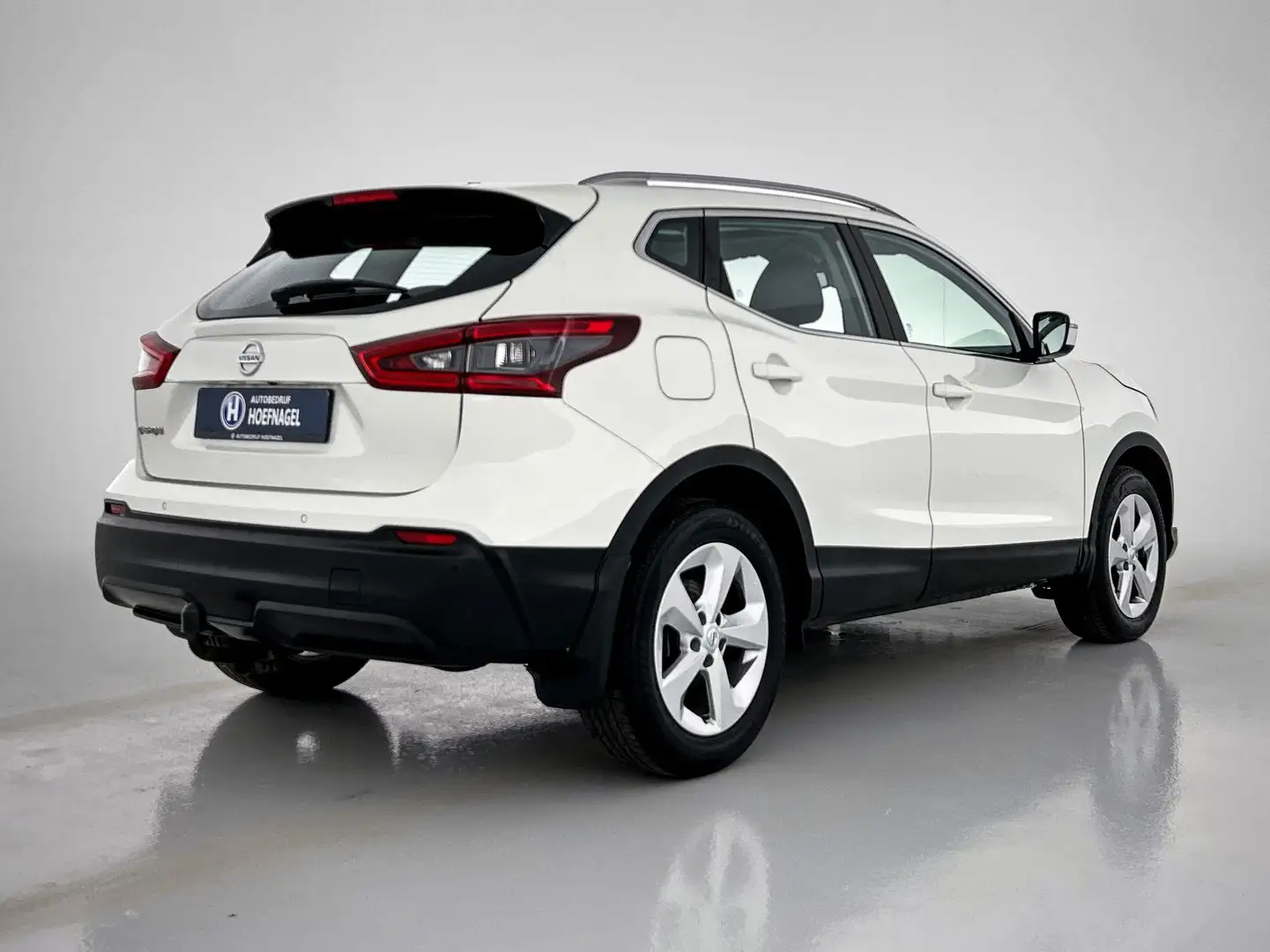 Nissan Qashqai 1.2 Acenta | Panoramadak | Trekhaak | Camera | Sto Bianco - 2