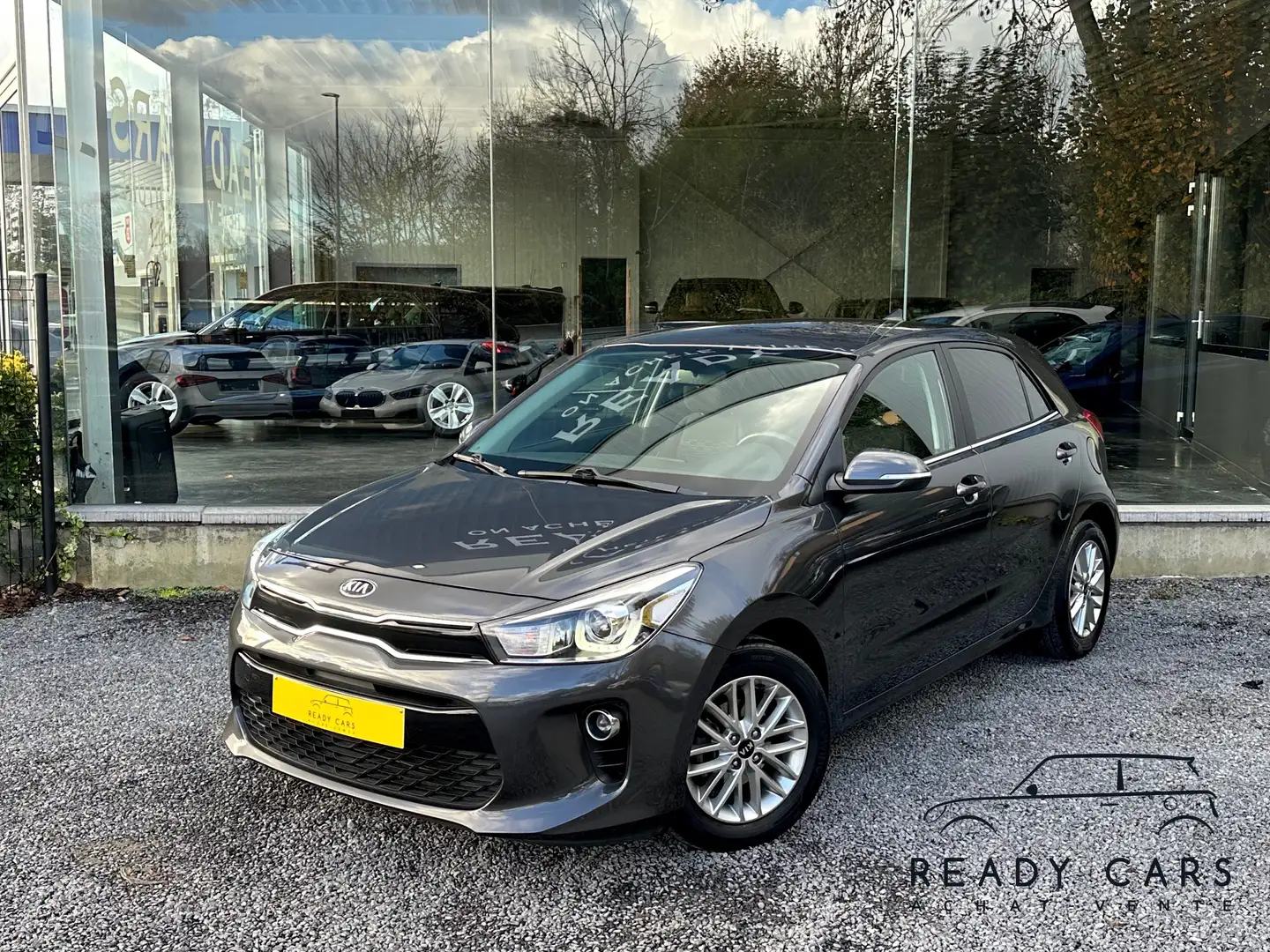 Kia Rio *1.2*NAVI*CAMERA*CARPLAY*CARNET COMPLET KIA*GARANT Gris - 1
