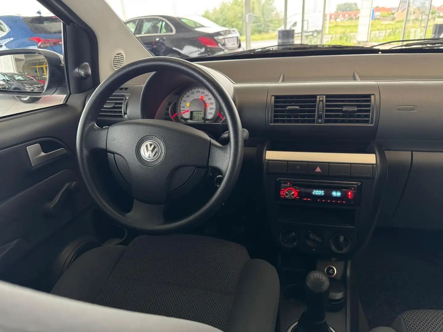 Volkswagen Fox BENZINE L.EZ 2030 O.K Année 2010, 41.000Km Argent - 2