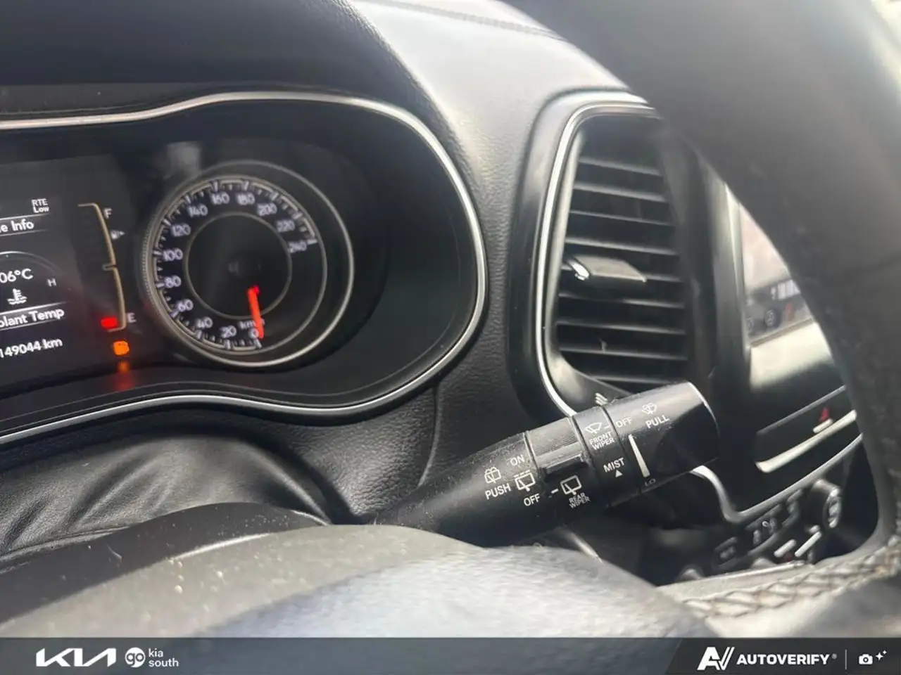 Jeep Cherokee снимка Jeep Cherokee