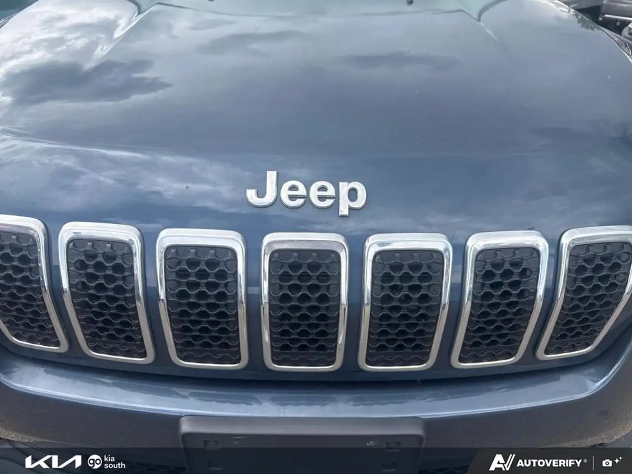 Jeep Cherokee снимка Jeep Cherokee