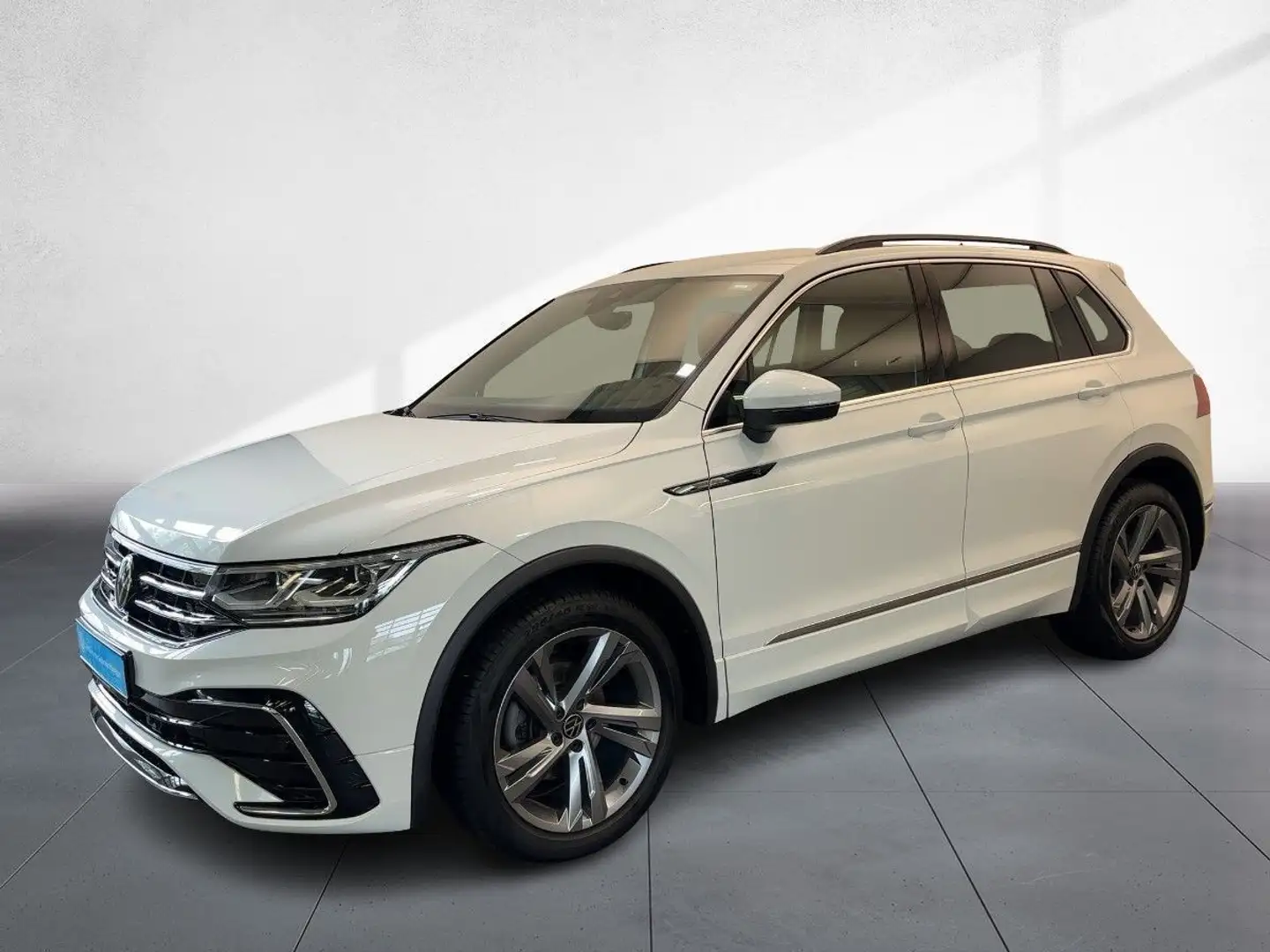 Volkswagen Tiguan 2.0 TDI DSG R-Line AHZV Kamera LED Navi Wit - 2