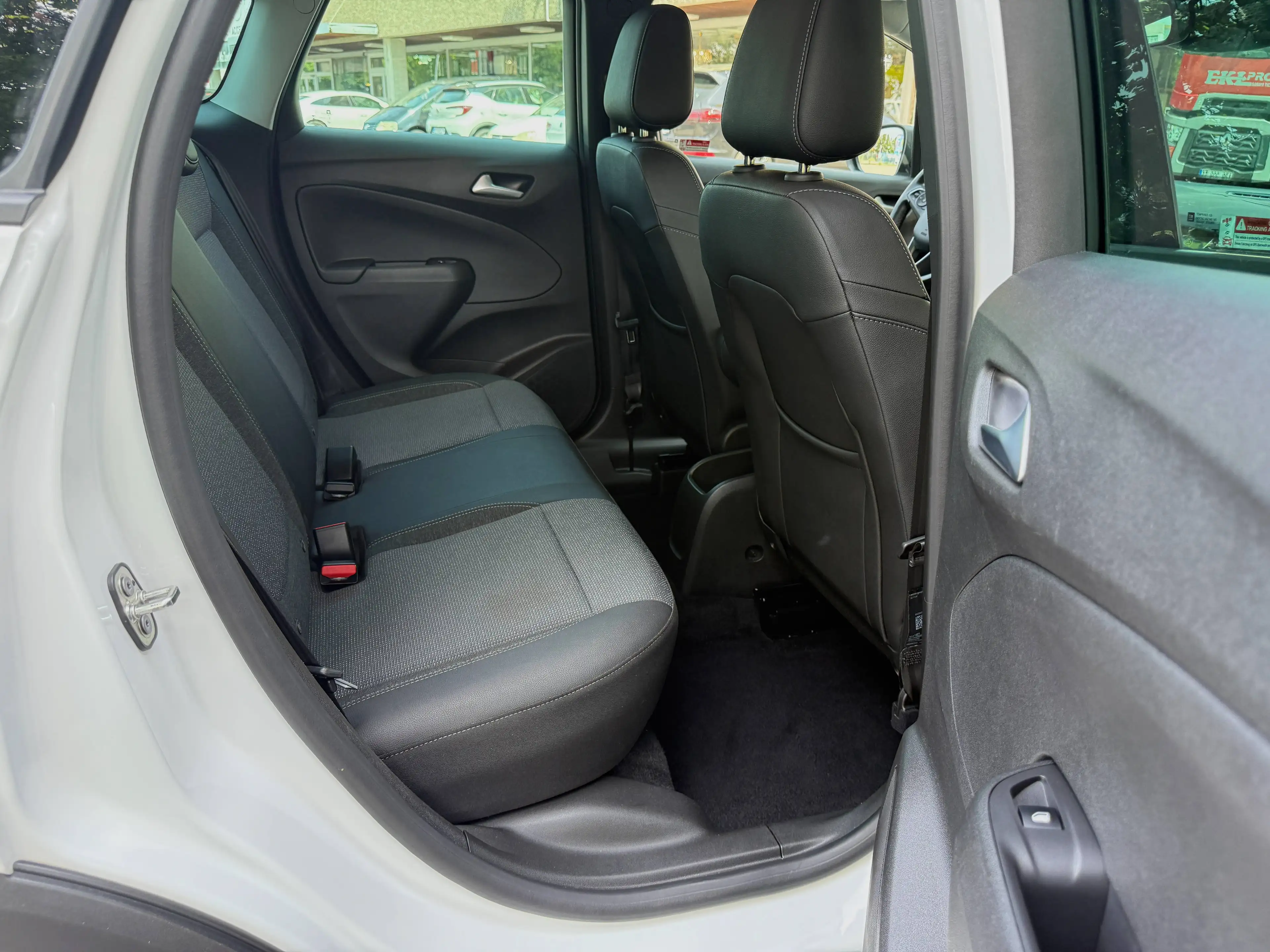 Opel Crossland 1.2 ELEGANCE Automatik (PDC-KAMERA*NAVI*SITZHZG) — photo 14