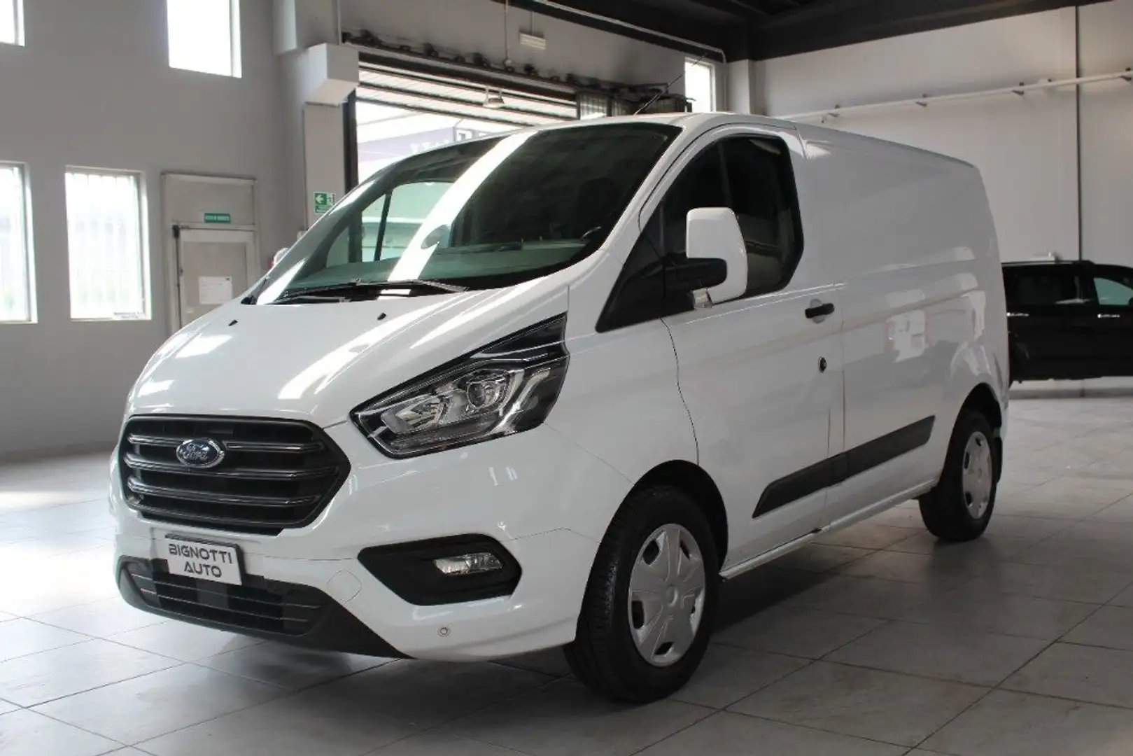 Ford Transit Custom 320 2.0 EcoBlue 130 PC Furgone Trend Bianco - 1