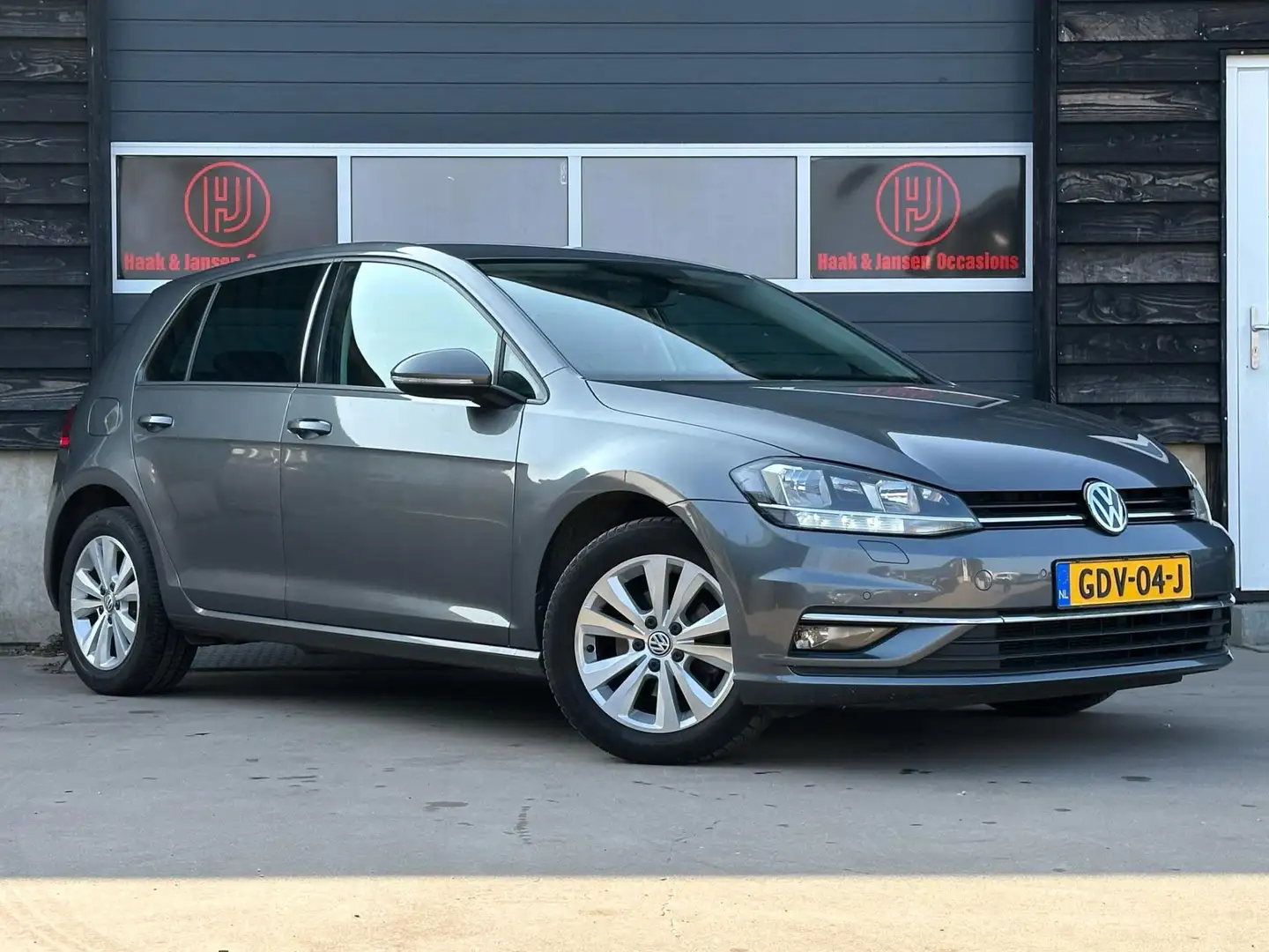 Volkswagen Golf 1.0 TSI Comfortline - Cruise - Camera Grey - 2