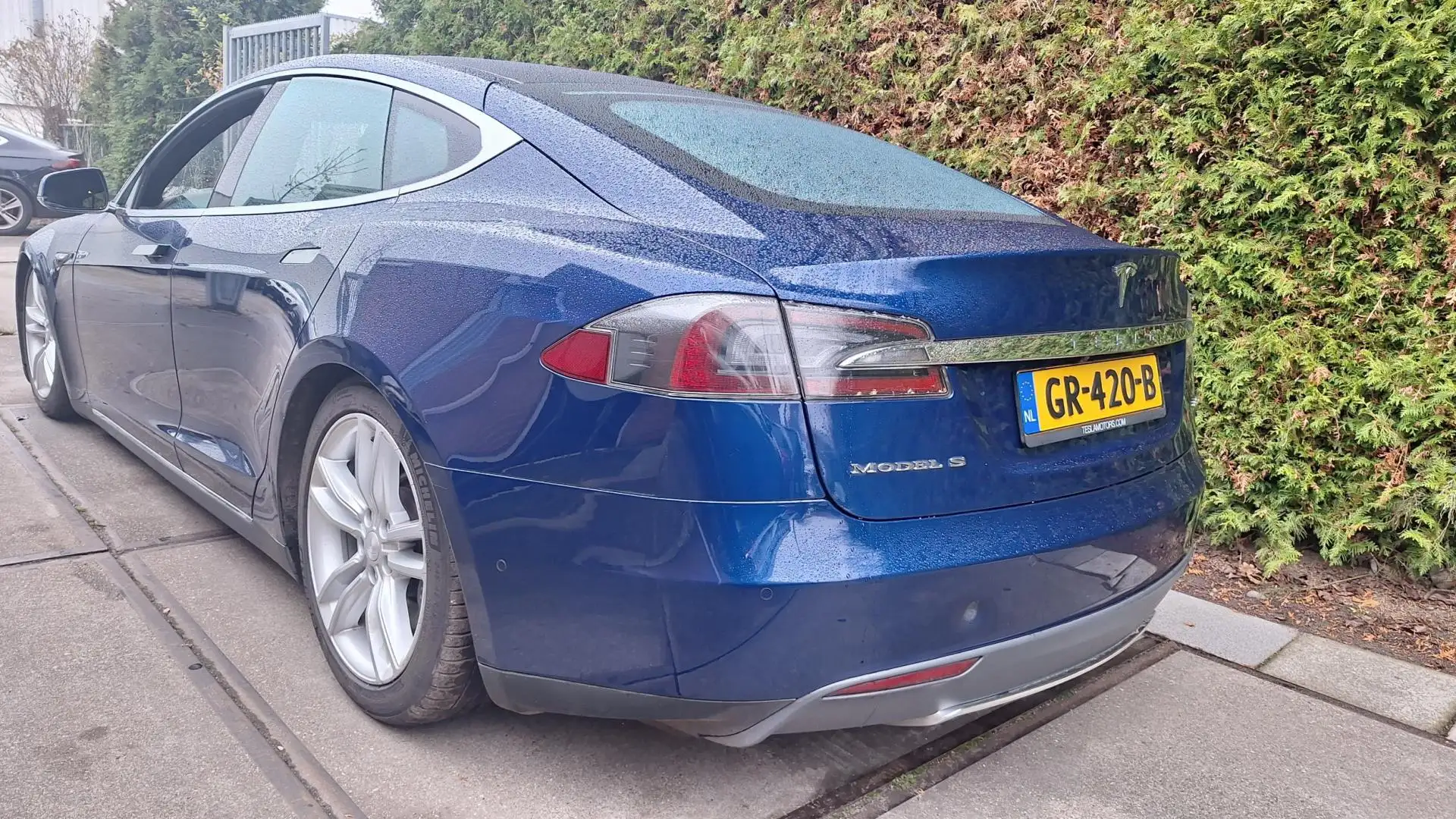 Tesla Model S 85D Base (levenslang Free charge!!!) Niebieski - 2