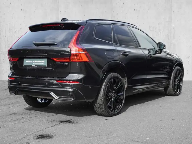 Volvo XC60 view 4