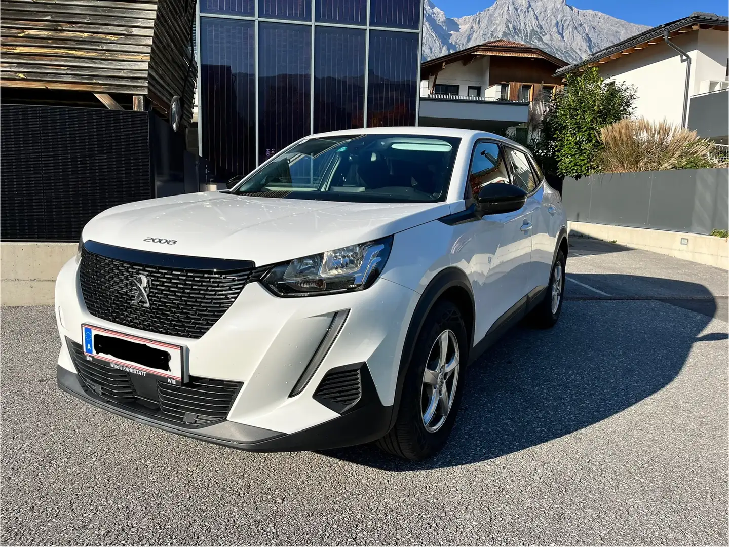 Peugeot 2008 2008 PureTech 130 S Weiß - 1