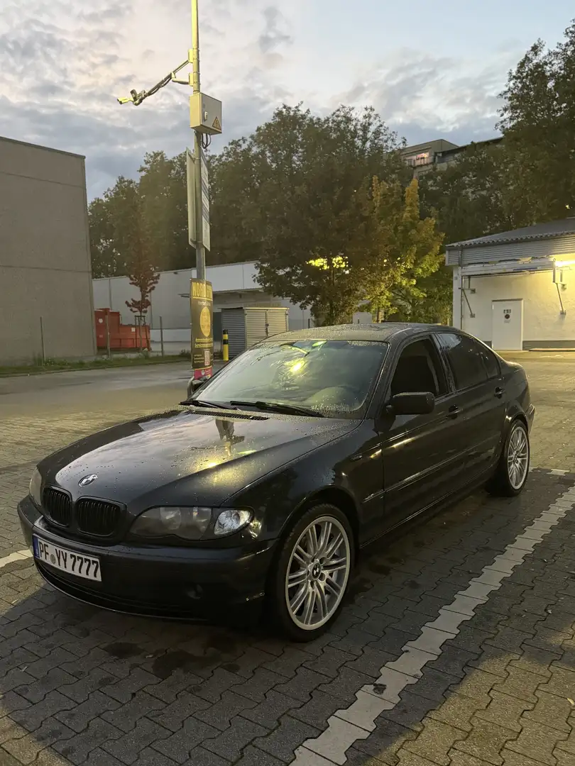 BMW 318 318i Facelift - 1