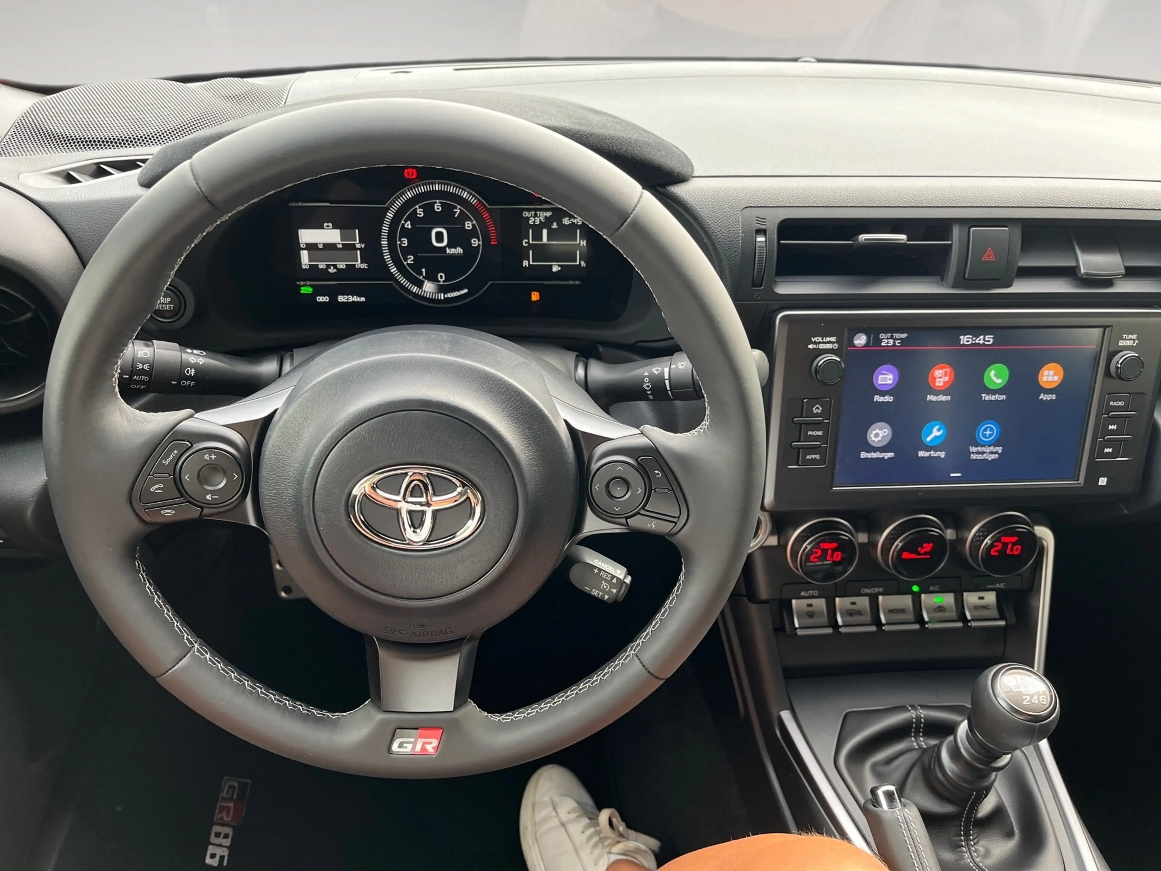 Toyota GR86 2.4 6-Gang — photo 10