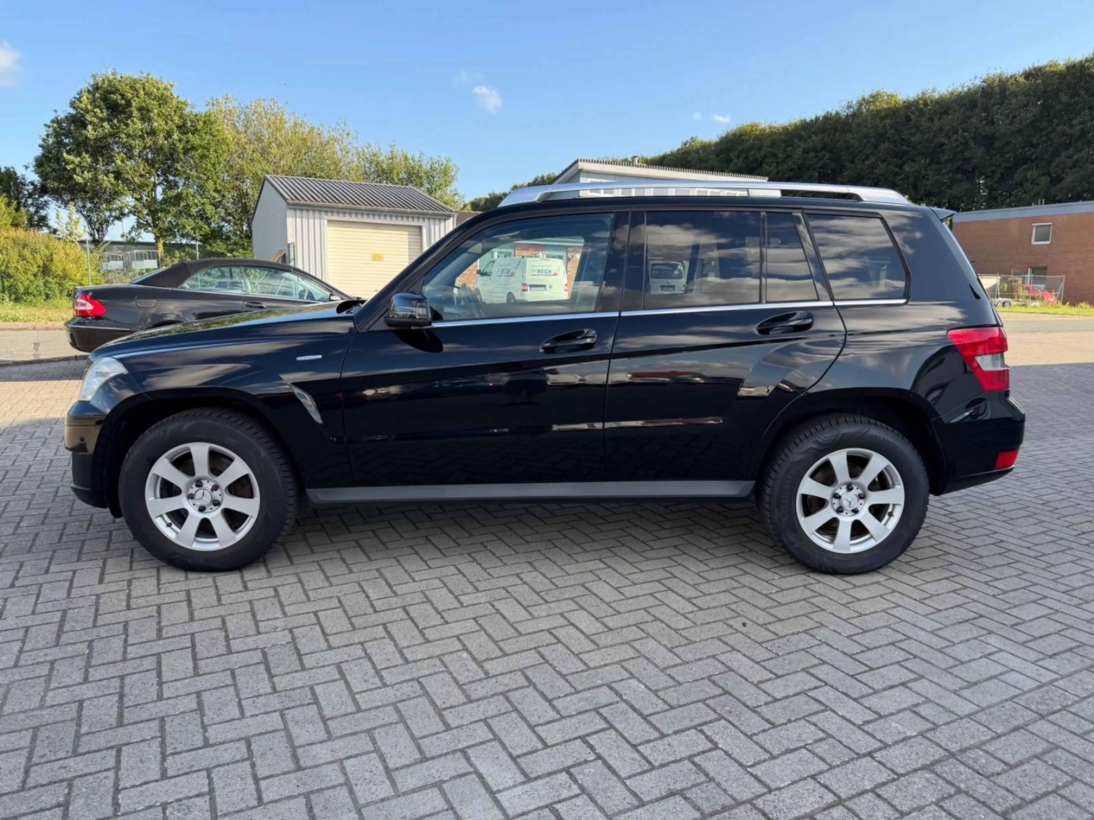 Mercedes-Benz GLK 220 CDI BlueEfficiency — photo 2