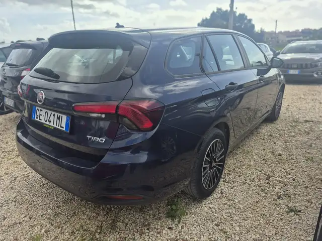Fiat Tipo view 3