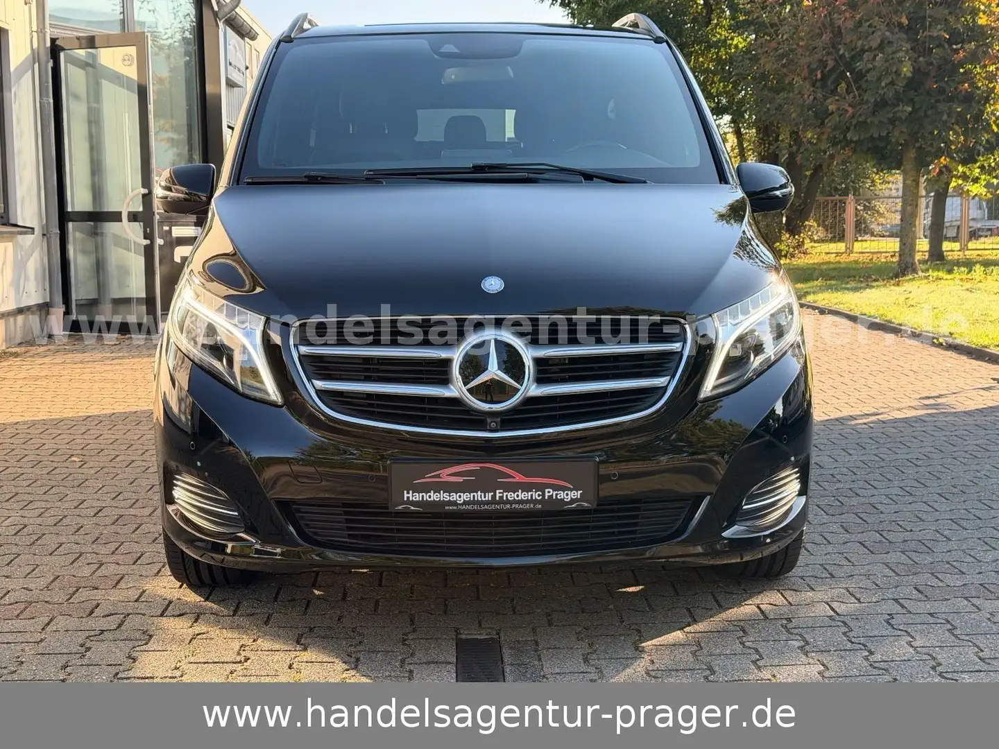 Mercedes-Benz V 250 Avantgarde Leder 360view Stdhzg ACC Schwarz - 2