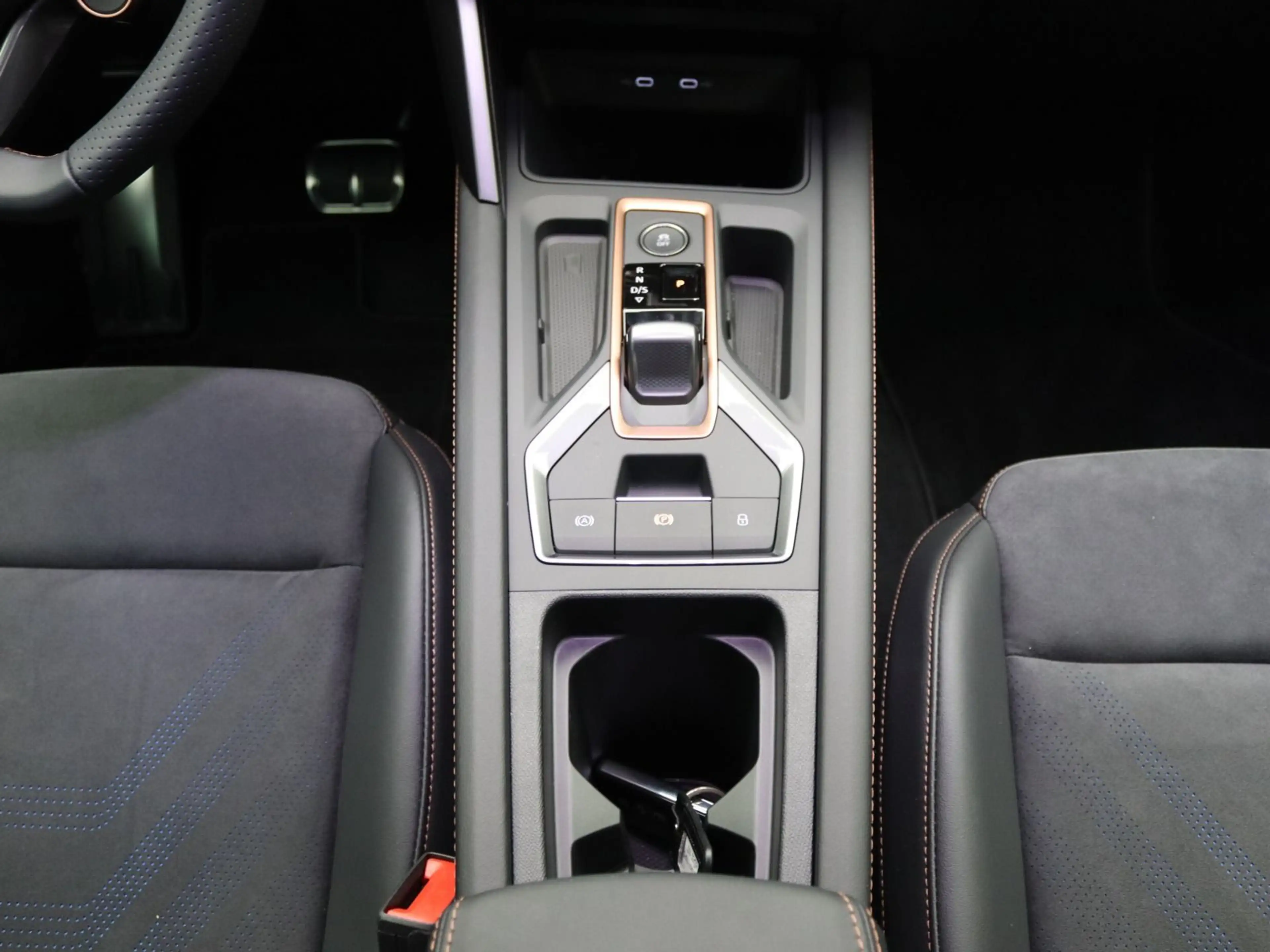 CUPRA Leon ST 2.0TDI DSG / Navi, Matrix, AHK, RFK, ACC — photo 10