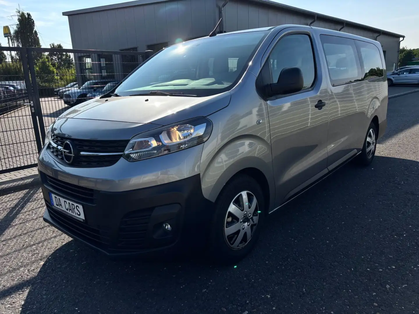 Opel Vivaro Long 2xKlimaanlage/Multimedia/PDC/9-Sitze Grijs - 1