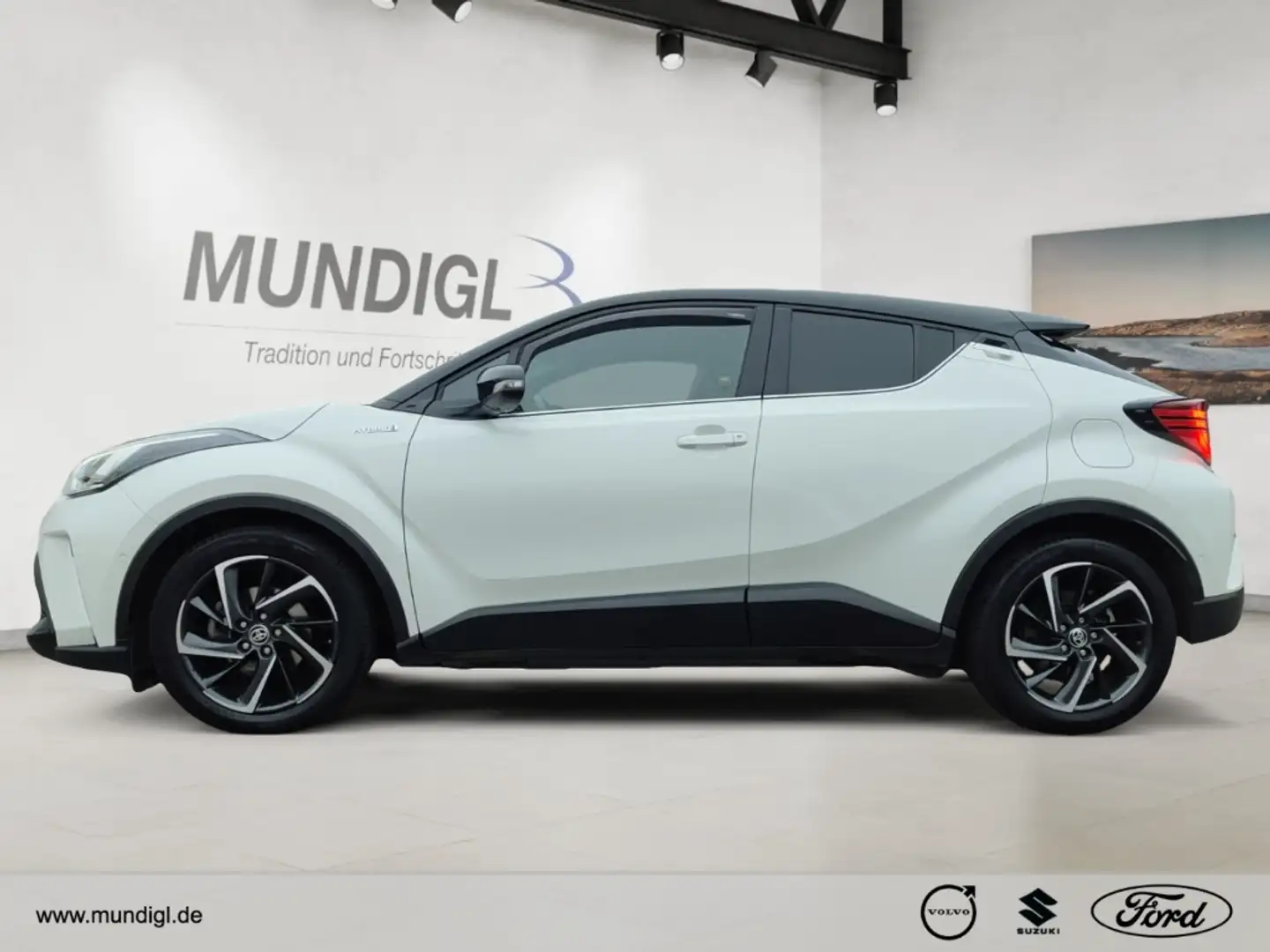 Toyota C-HR Style Selection NAVI Autom AHK RFK Klimaaut SHZ PD Biały - 2