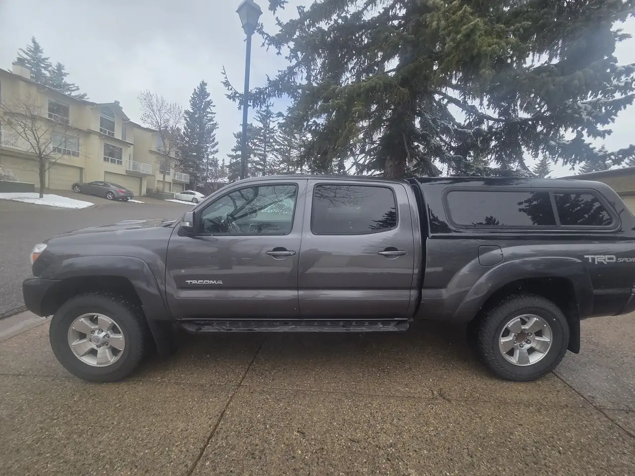 Toyota Tacoma снимка Toyota Tacoma
