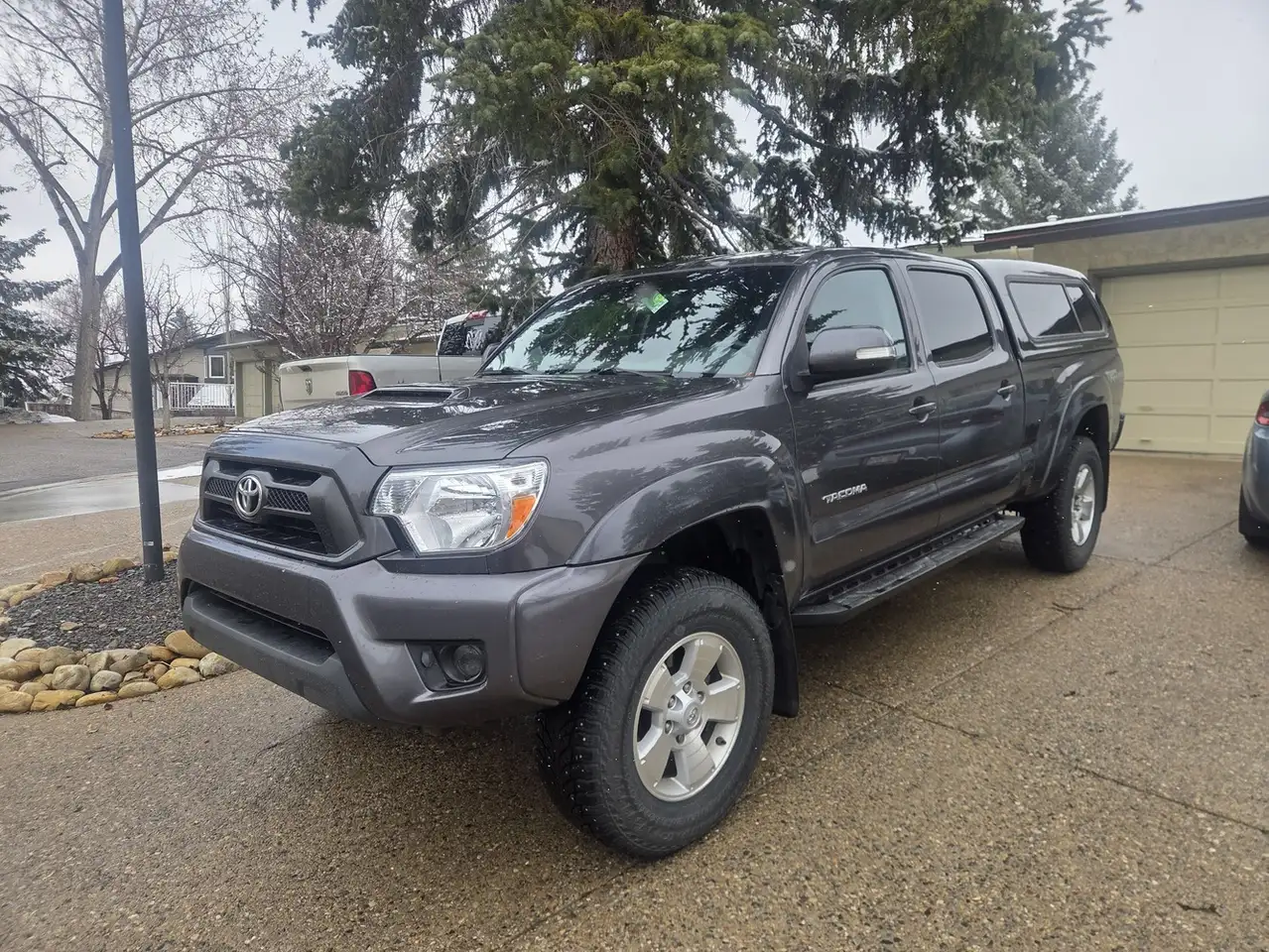 Toyota Tacoma снимка Toyota Tacoma