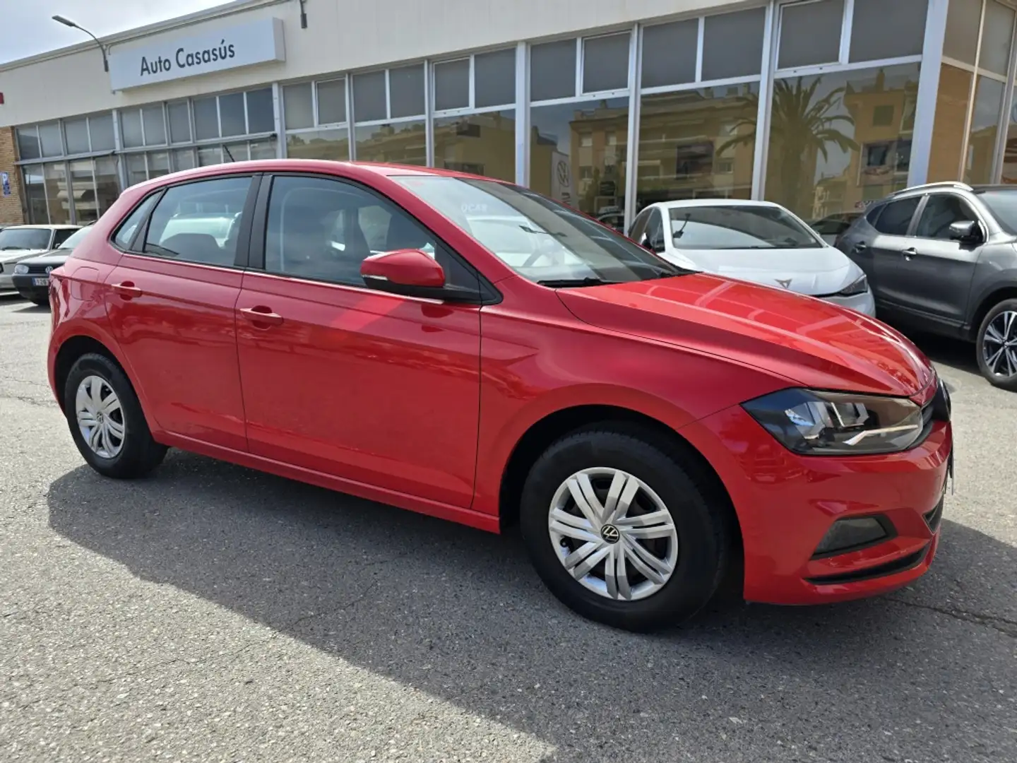 Volkswagen Polo 1.0 Edition 59kW Rojo - 2