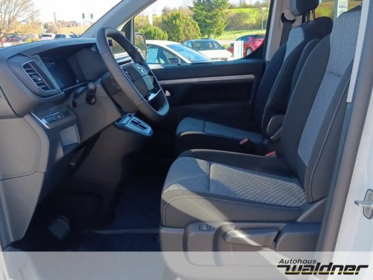 Opel Zafira 2.0 Diesel Edition 8-AT - 8-Sitzer 9