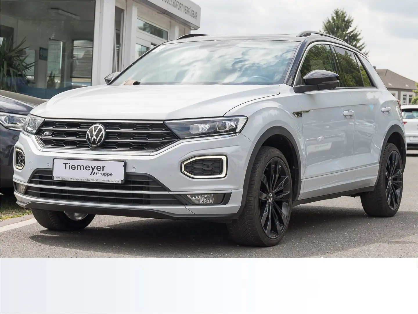 Volkswagen T-Roc 1.5 TSI DSG R-LINE LM19 PANO AHK KAMERA Silber - 2