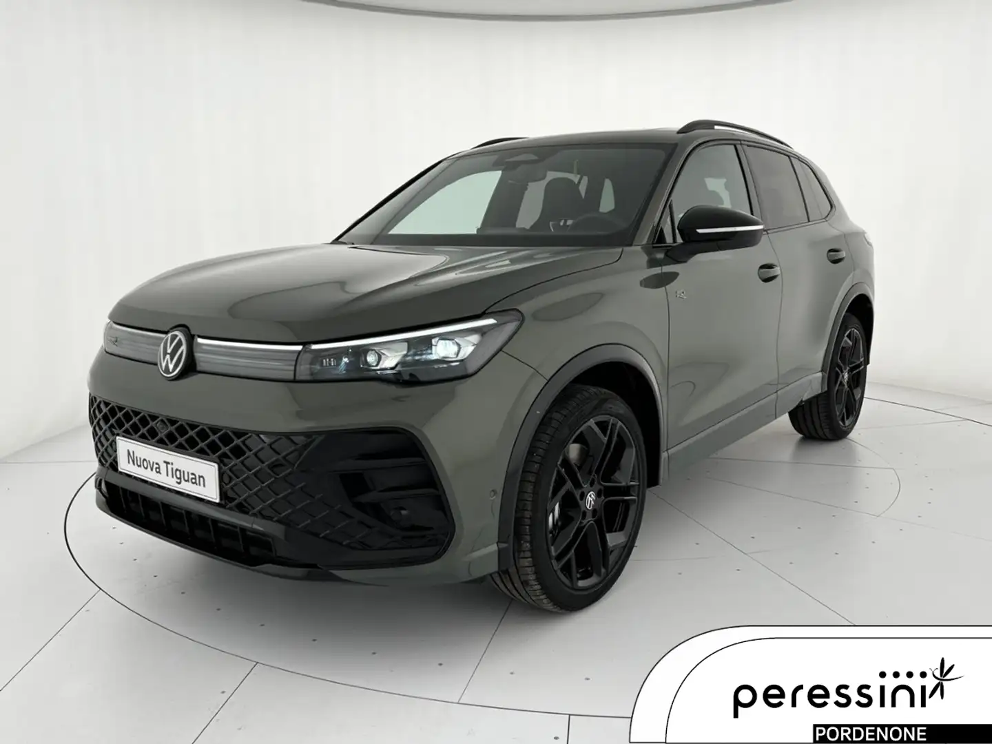 Volkswagen Tiguan Nuova Tiguan R-Line Plus 2.0 TSI 195 kW (265 CV) D Verde - 1