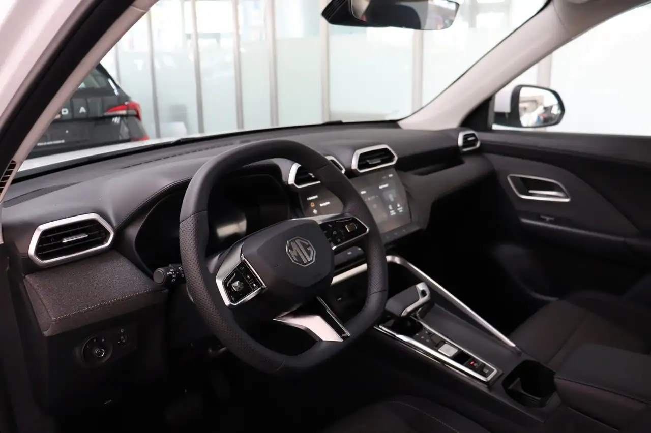 MG ZS 1.5 HEV Comfort Klima ALU ACC LED SHZ SOFORT, миниатюра 11