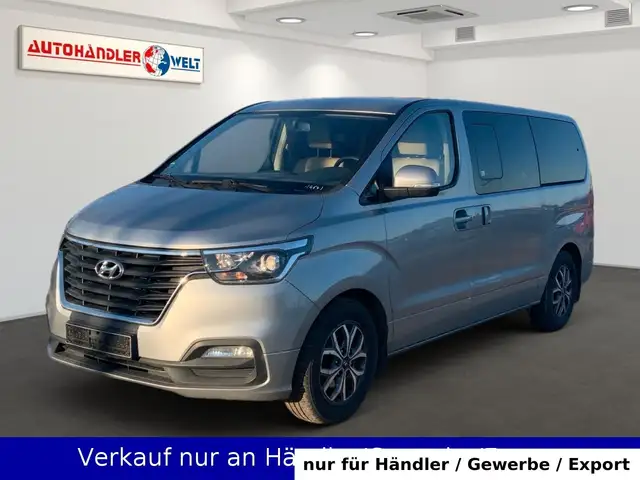 Hyundai H-1 2.5 CRDI, Travel Premium Automatik 8-Sitze