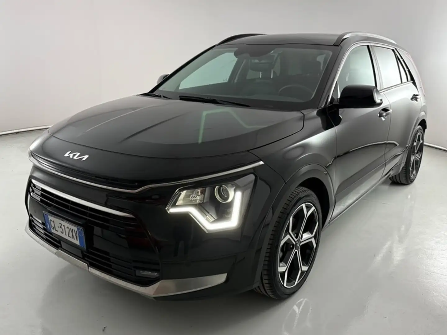 Kia Niro 1.6 GDi Hybrid Style Noir - 1