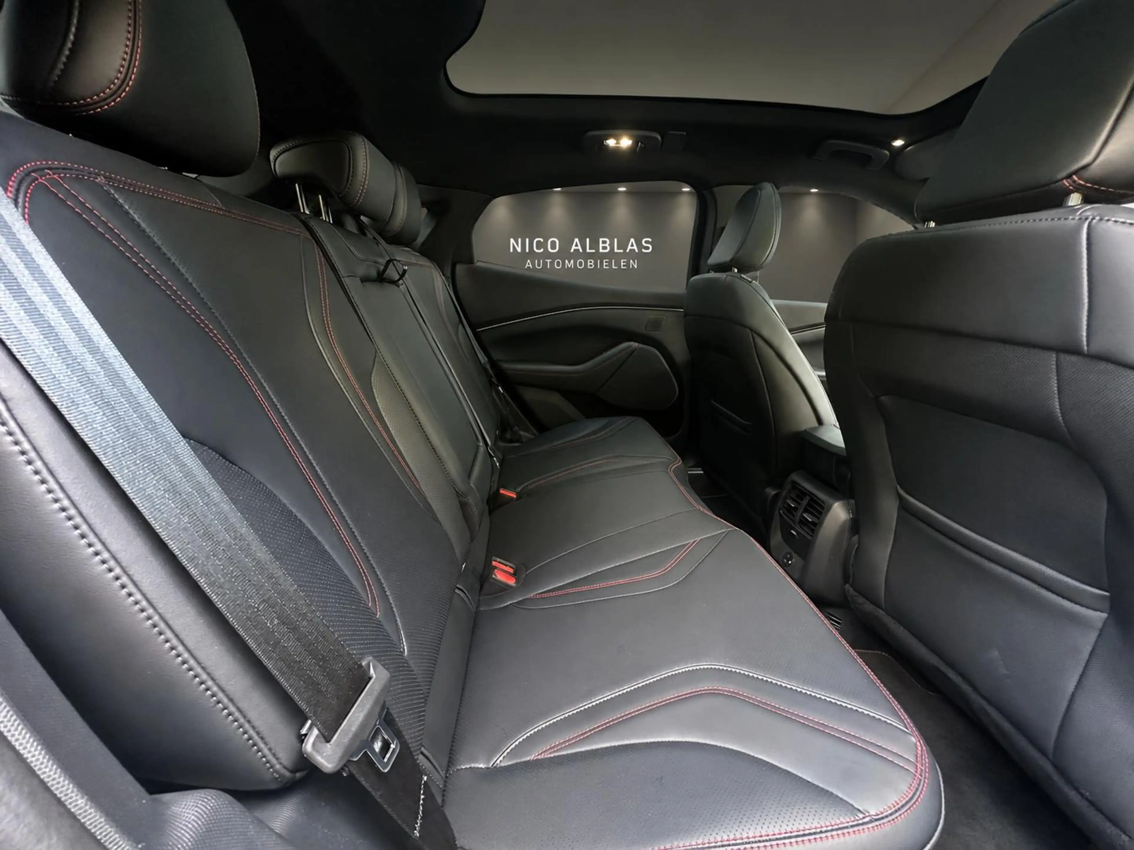 Ford Mustang Mach-E Extended First Edition AWD 91 kWh — photo 18