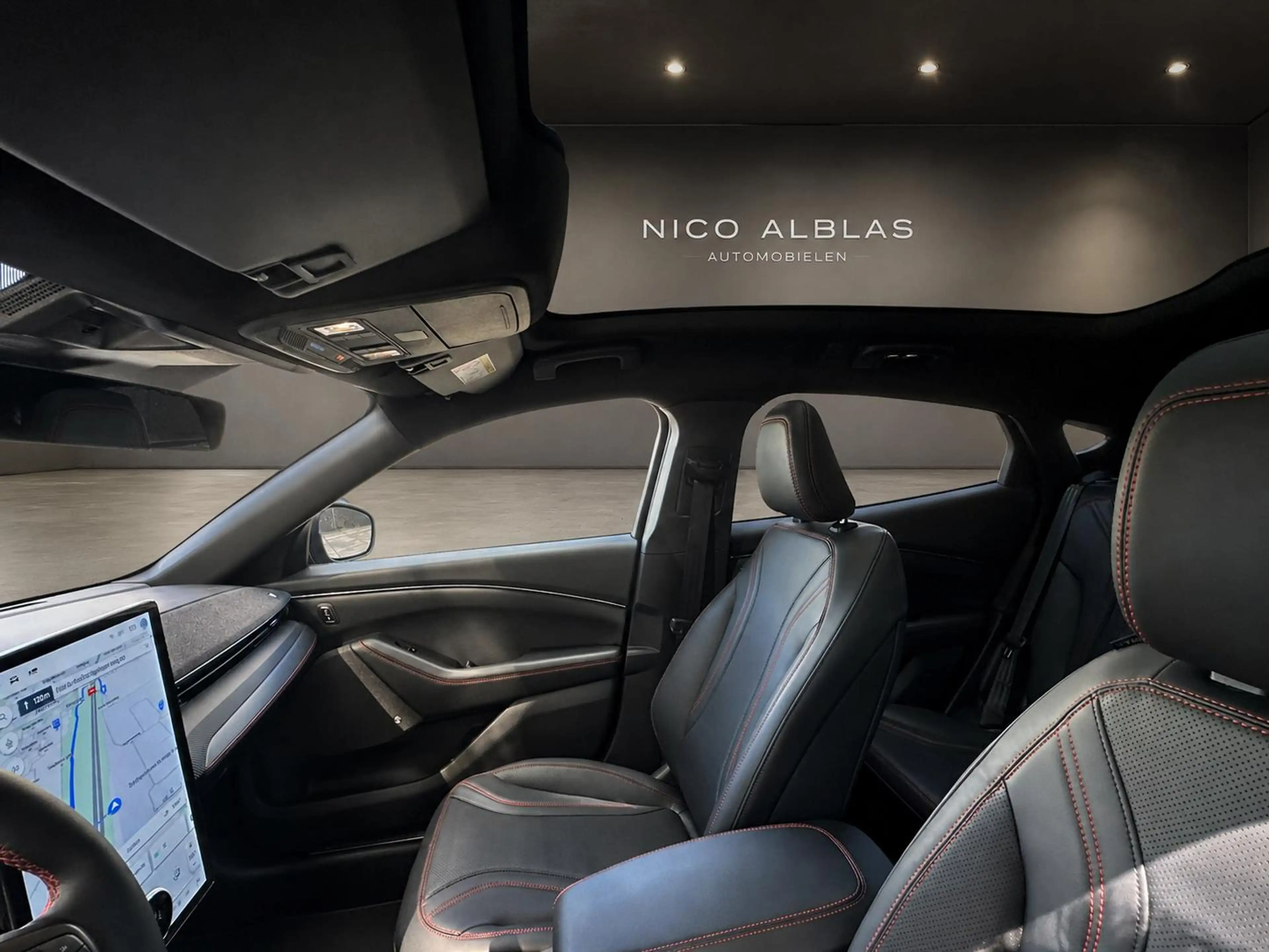 Ford Mustang Mach-E Extended First Edition AWD 91 kWh — photo 25