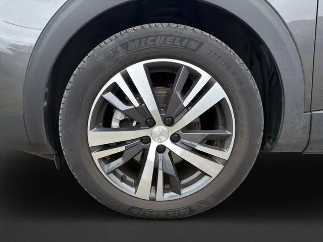 Peugeot 3008 view 10