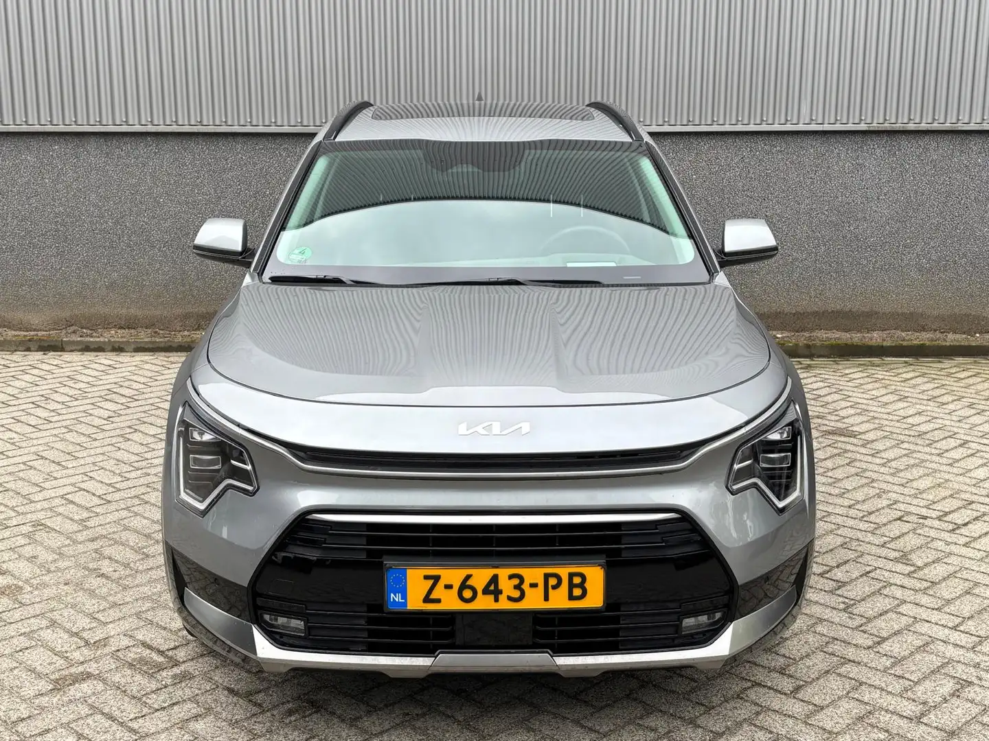Kia Niro 1.6 GDi Hybrid 141pk DCT6 DynamicPlusLine | Schuif Grijs - 2