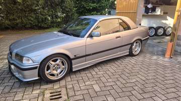 328i Cabrio