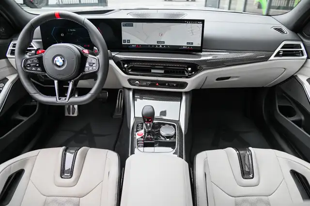 BMW M3 view 11