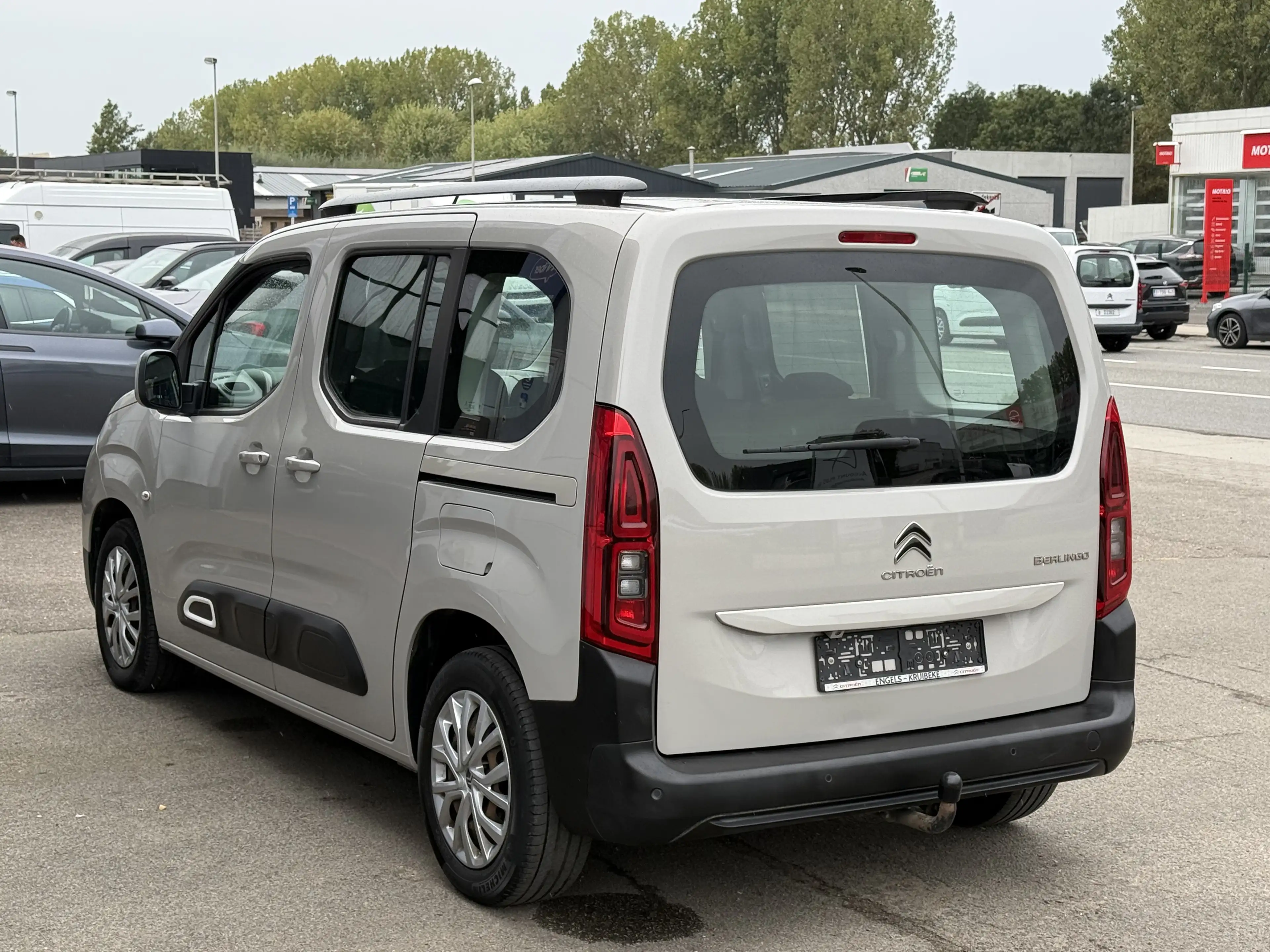 Citroen Berlingo Berlingo 1.2 PureTech XL Shine XTR S — photo 6