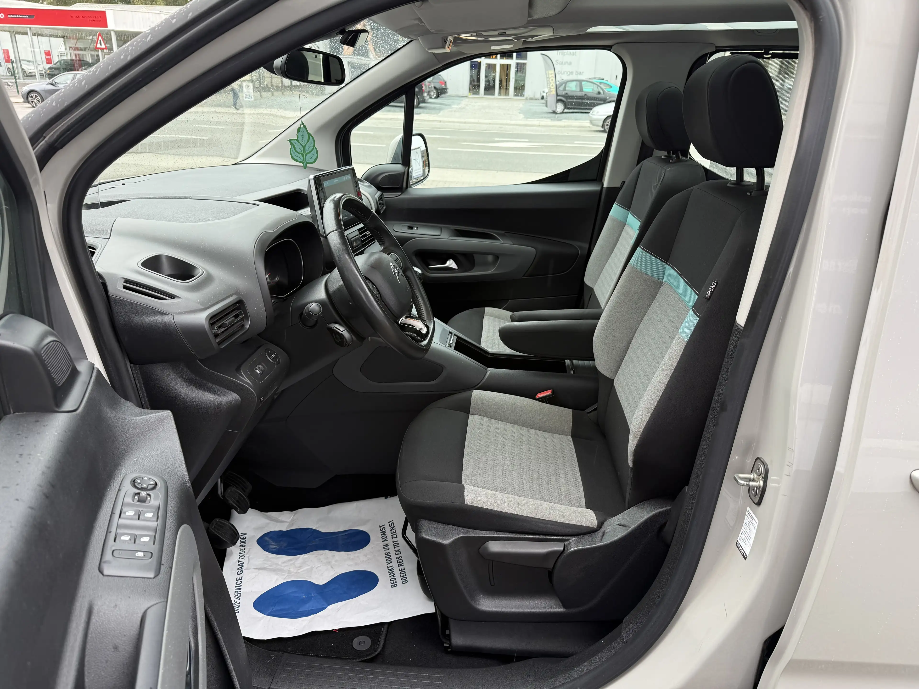 Citroen Berlingo Berlingo 1.2 PureTech XL Shine XTR S — photo 15