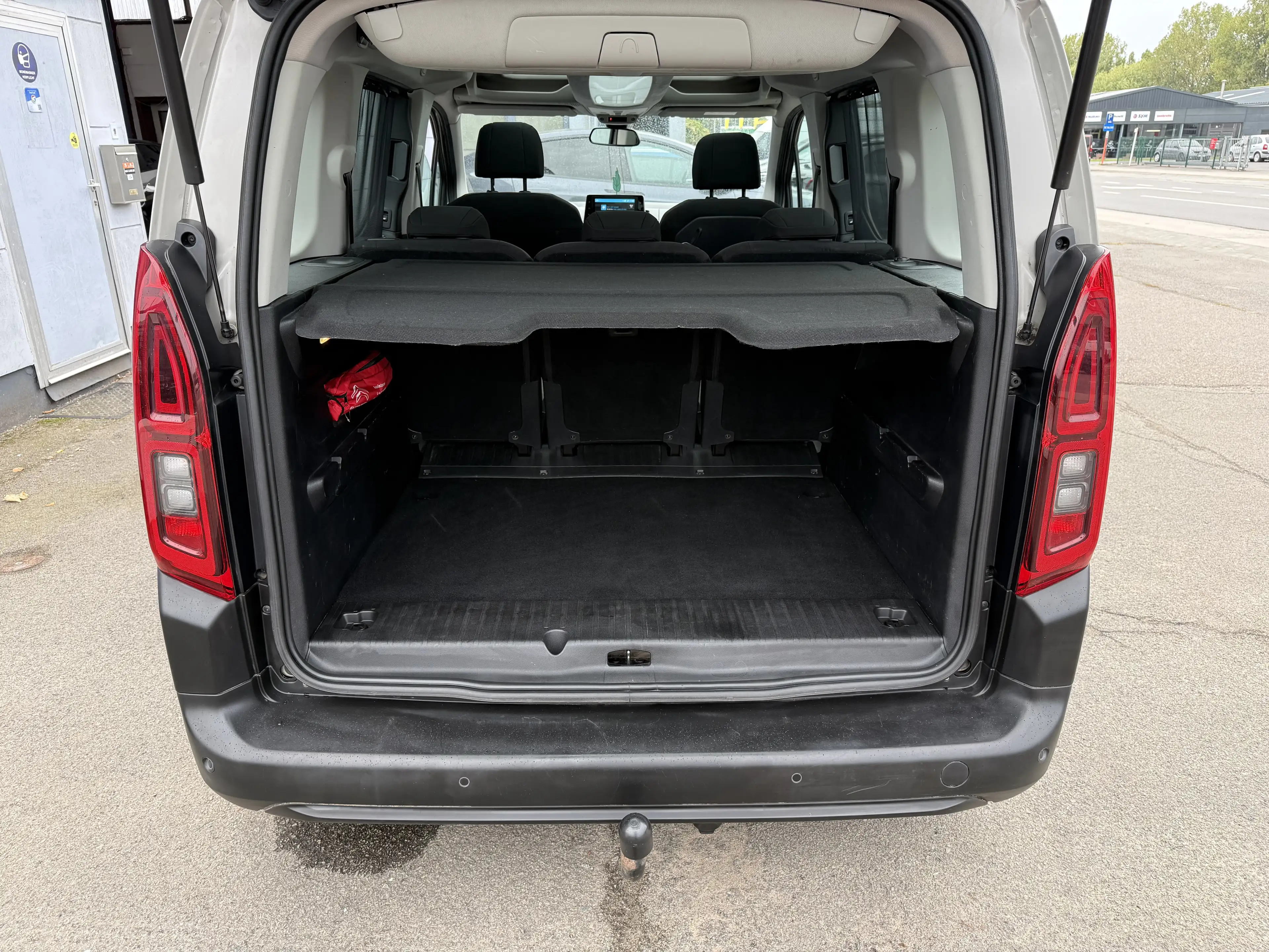 Citroen Berlingo Berlingo 1.2 PureTech XL Shine XTR S — photo 9