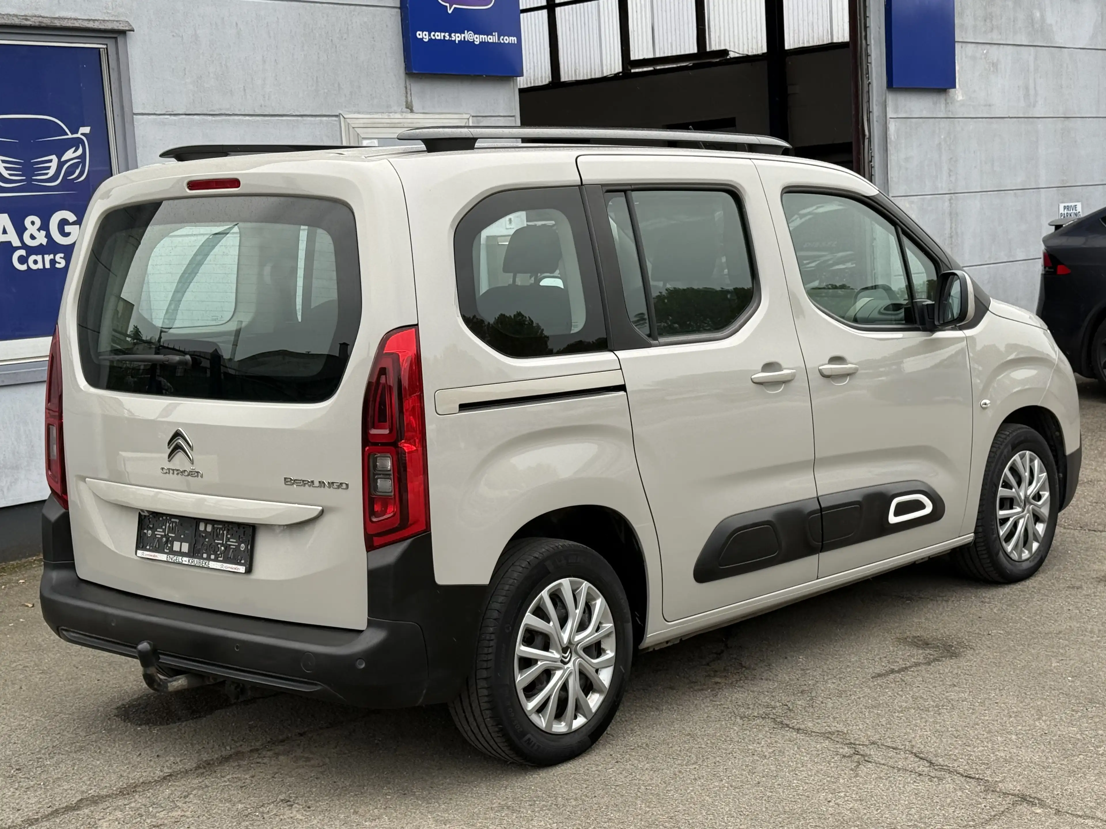 Citroen Berlingo Berlingo 1.2 PureTech XL Shine XTR S — photo 5