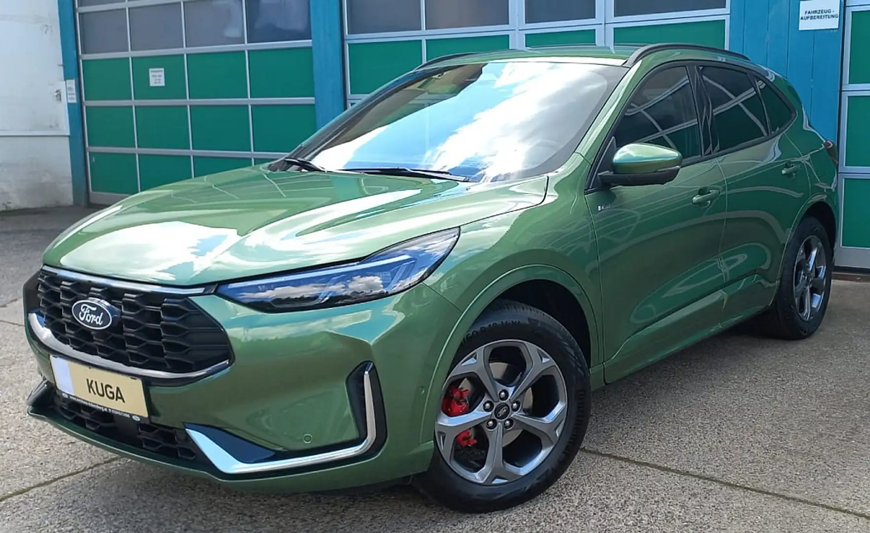Ford Kuga 2,5 Duratec FHEV ST-Line X Allrad Aut. Vert - 1