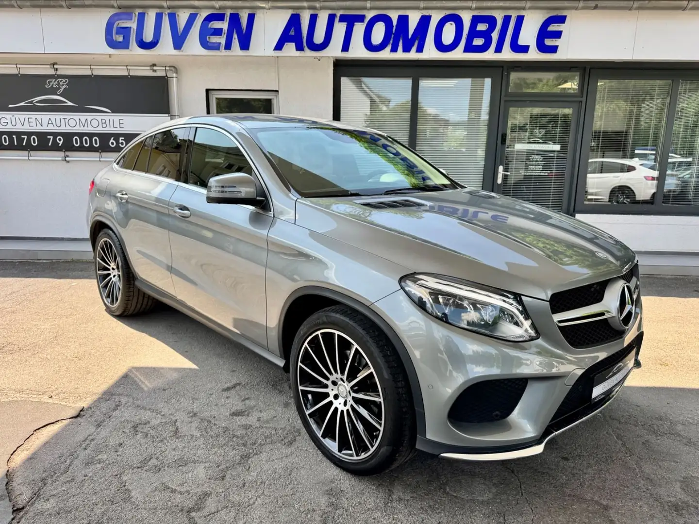 Mercedes-Benz GLE 350 d 4Matic AMG-LINE 22`LM 360° AHK COMAND Silber - 2